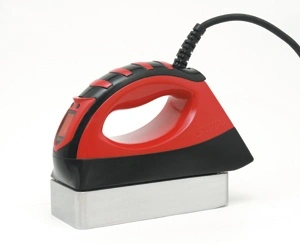 T70220 Утюг смазочный SWIX T70 World Cup Extrem с чехлом